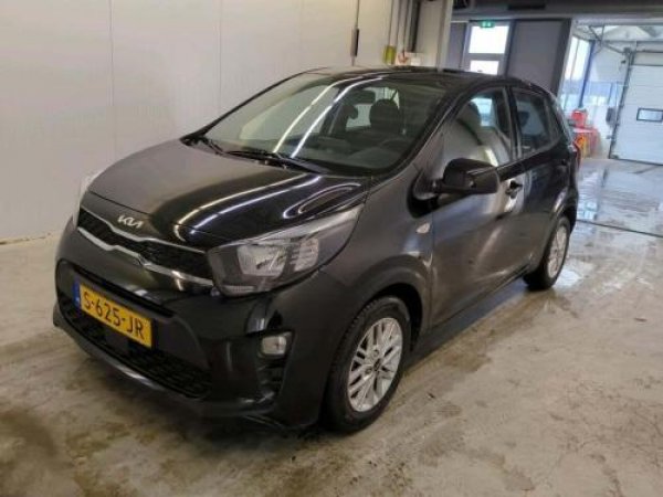 Kia Picanto 1.0 DPI DynamicLine 2023 - voorkant