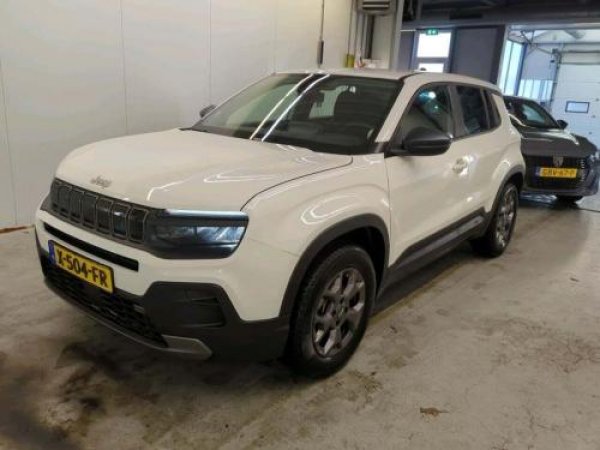 Jeep Avenger Longitude 2023 - voorkant