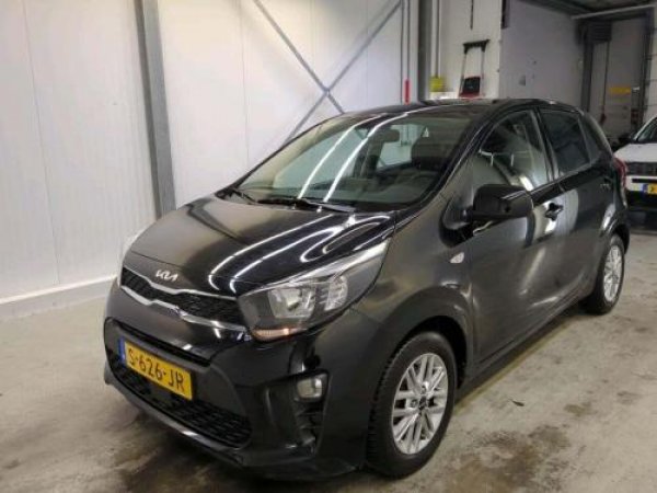 Kia Picanto 1.0 DPI DynamicLine 2023 - voorkant