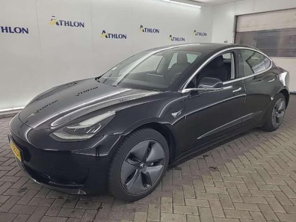 Tesla Model 3 Standard RWD Plus 60 kWh 2019 - voorkant