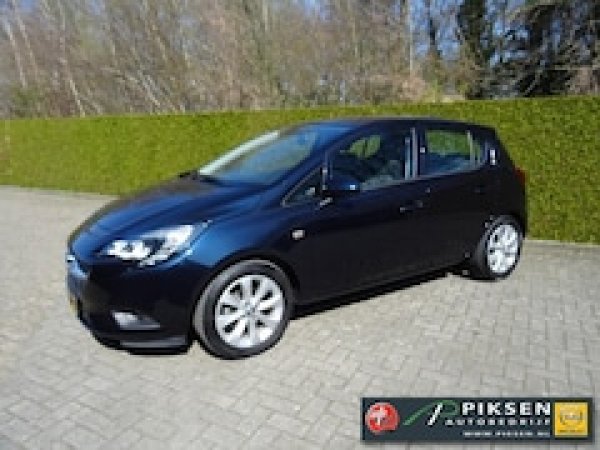 Opel Corsa 1.4 Favourite 2018 - voorkant