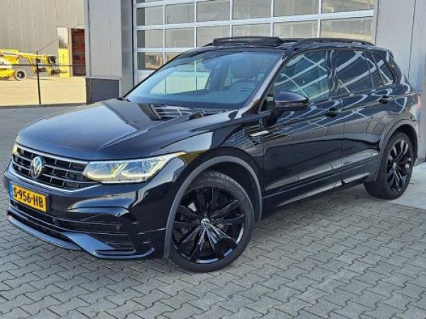 Volkswagen Tiguan 1.5 TSI Elegance 2022 - voorkant