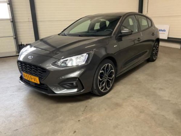 Ford Focus 1.0 EcoBoost ST Line X Business 2022 - voorkant