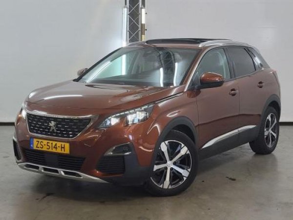 Peugeot 3008 1.2 PureTech Allure 2018 - voorkant