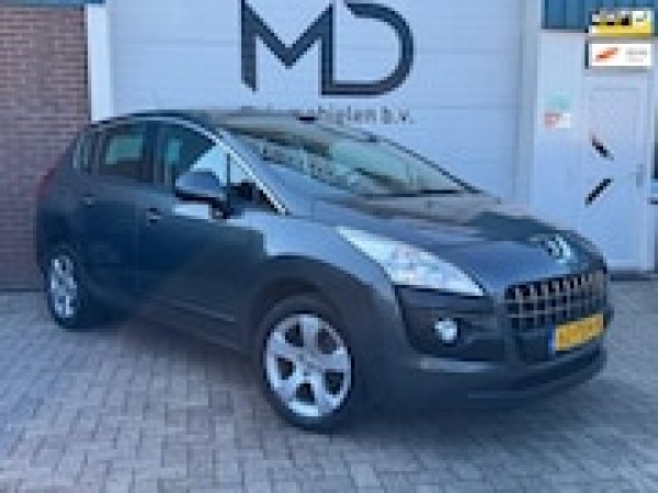 Peugeot 3008 1.6 VTi ST 2011 - voorkant