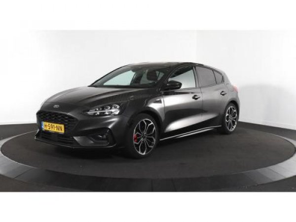 Ford Focus 1.5 EcoBoost ST Line Business 2020 - voorkant