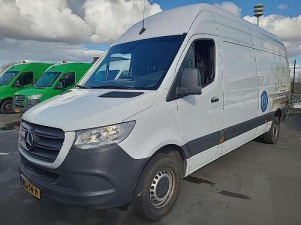 Mercedes-Benz Sprinter 317 1.9 CDI L4H3 2022 - voorkant