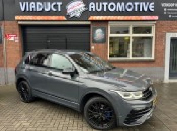 Volkswagen Tiguan 1.4 TSI eHybrid R-Line Business+ 2022 - voorkant