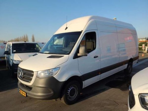 Mercedes-Benz Sprinter 317 1.9 CDI L4H3 2022 - voorkant