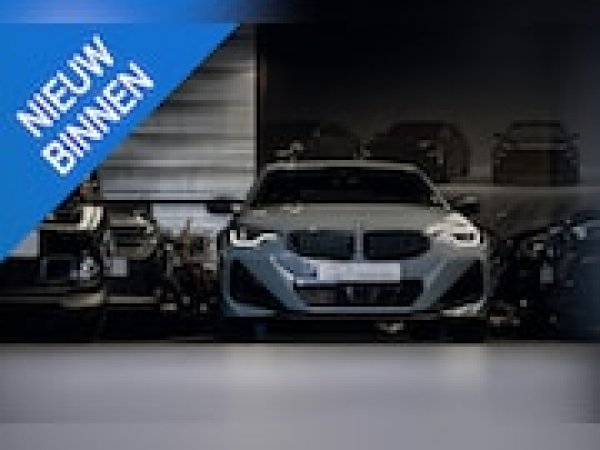 Volvo V40 1.6 T2 Kinetic 2015 - voorkant