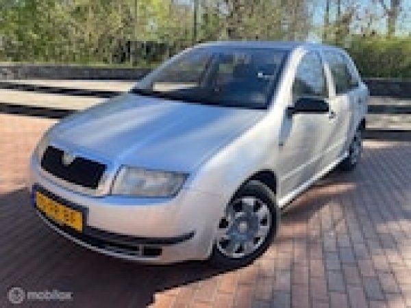 Skoda Fabia 1.4 Classic 2000 - voorkant