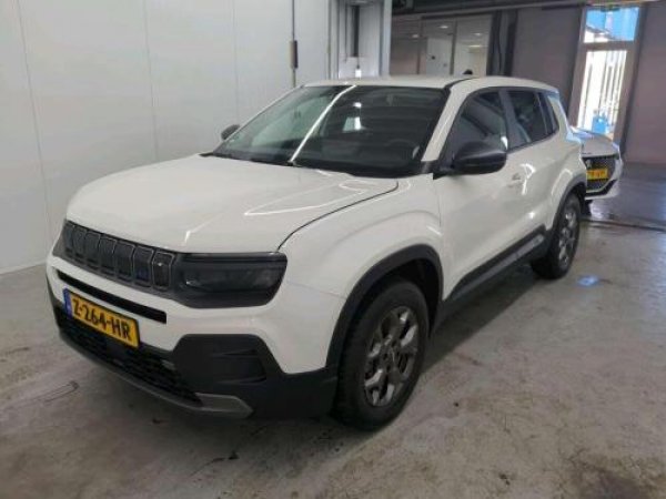 Jeep Avenger Longitude 2024 - voorkant