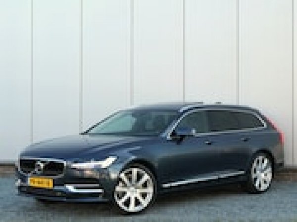 Volvo V90 2.0 T5 Momentum 2017 - voorkant