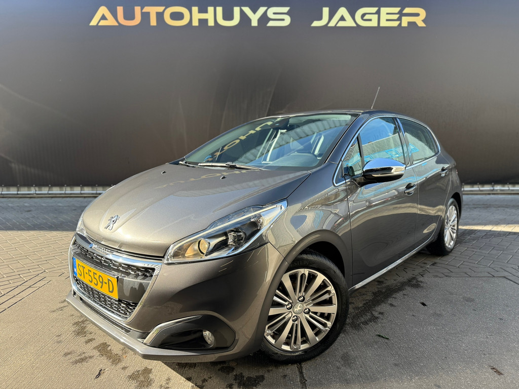 Peugeot 208 1.2 PureTech Blue Lease Executive 2018 - voorkant