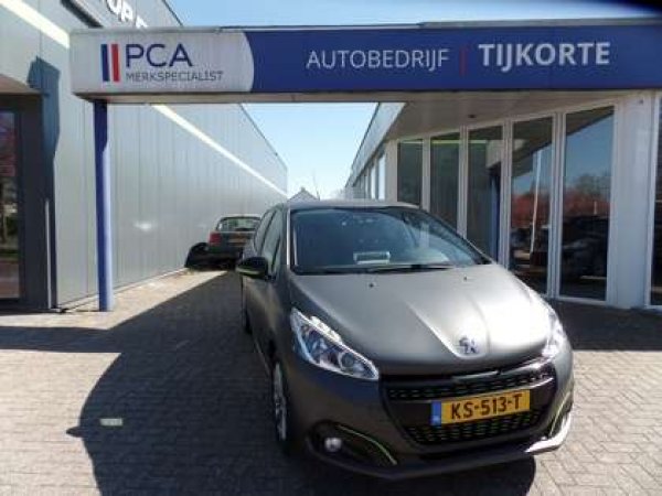 Peugeot 208 1.2 PureTech Première 2016 - voorkant