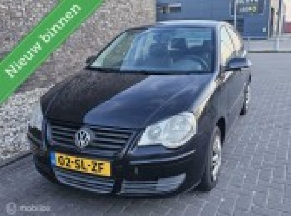 Volkswagen Polo 1.2-12V Optive 2006 - voorkant