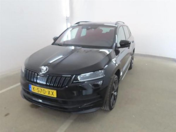 Skoda Karoq 1.5 TSI ACT Sportline Business 2021 - voorkant