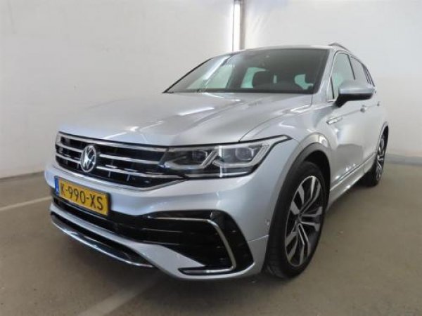 Volkswagen Tiguan 1.5 TSI R-Line Business+ 2021 - voorkant