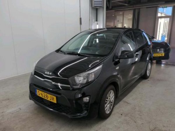 Kia Picanto 1.0 DPI DynamicLine 2023 - voorkant