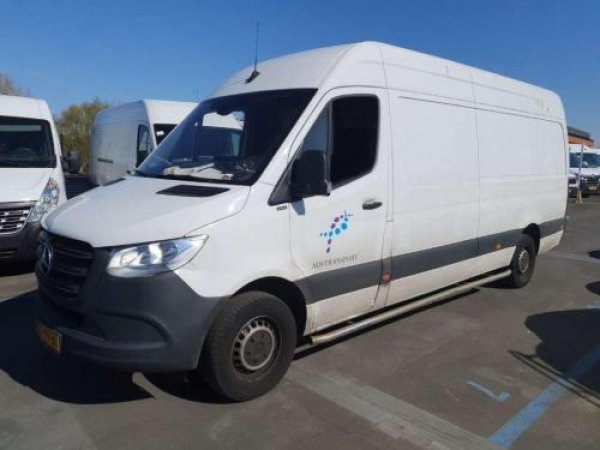 Mercedes-Benz Sprinter 311 2.2 CDI L3H2 2021 - voorkant