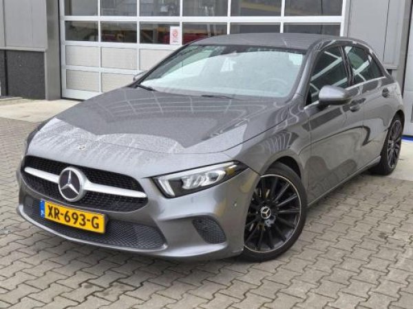 Mercedes-Benz A-klasse 180 Business Solution 2019 - voorkant