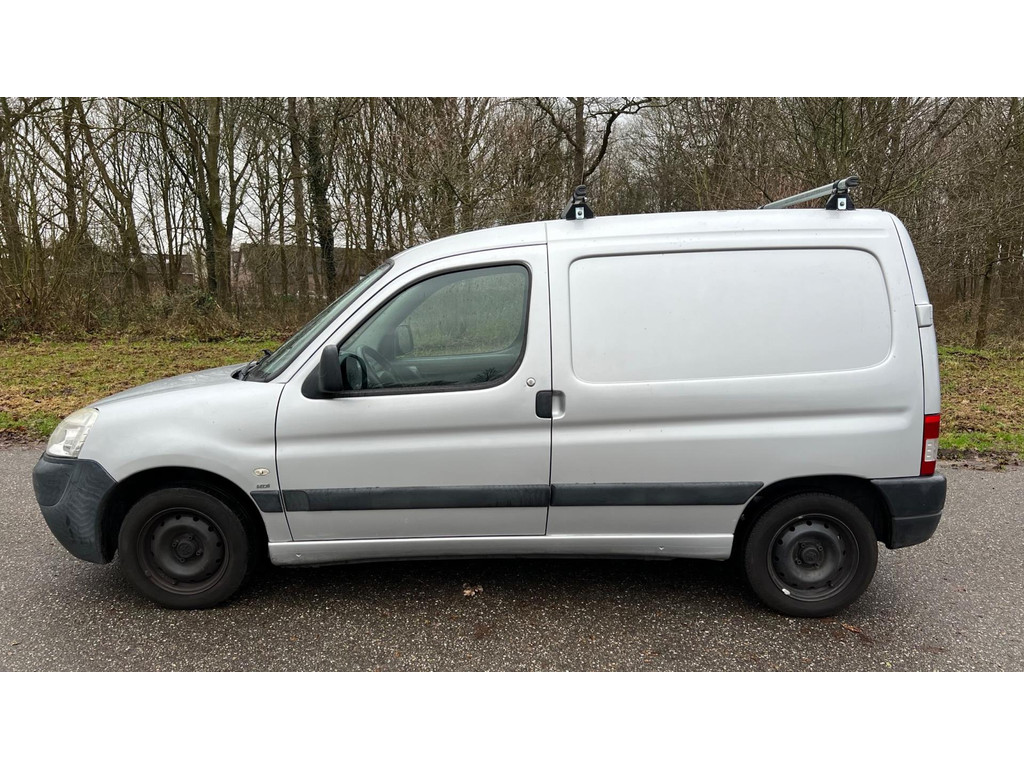 Foto van Peugeot Partner