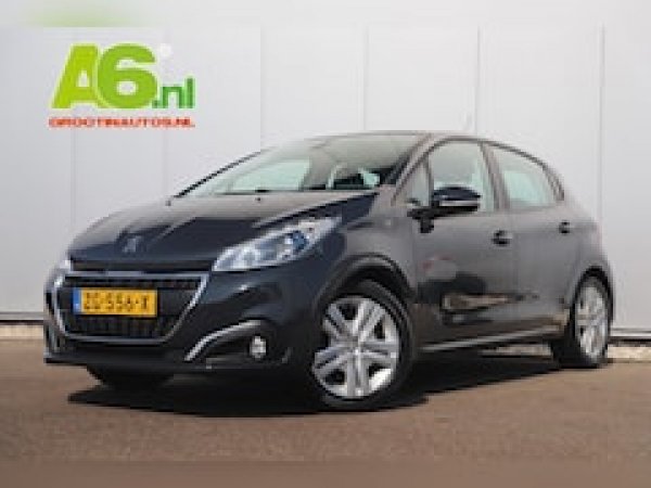 Peugeot 208 1.2 PureTech Signature 2019 - voorkant
