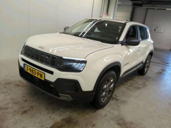 Jeep Avenger Longitude 2024 - voorkant