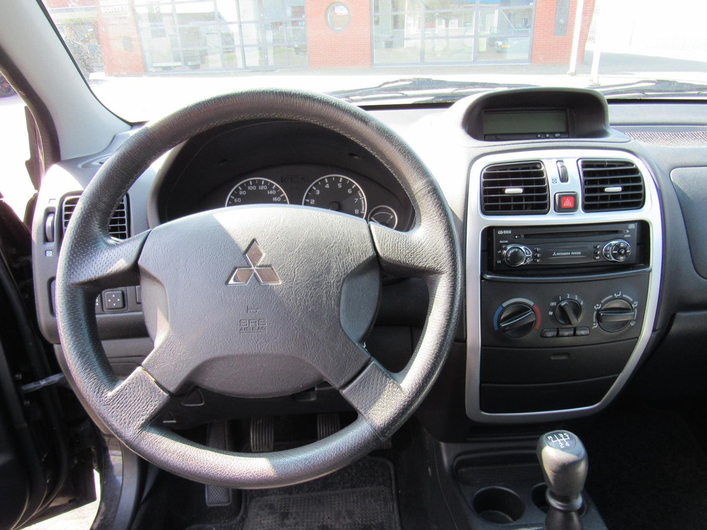 Foto van Mitsubishi Space Star