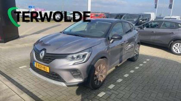 Renault Captur 1.0 TCe 90 evolution 2022 - voorkant
