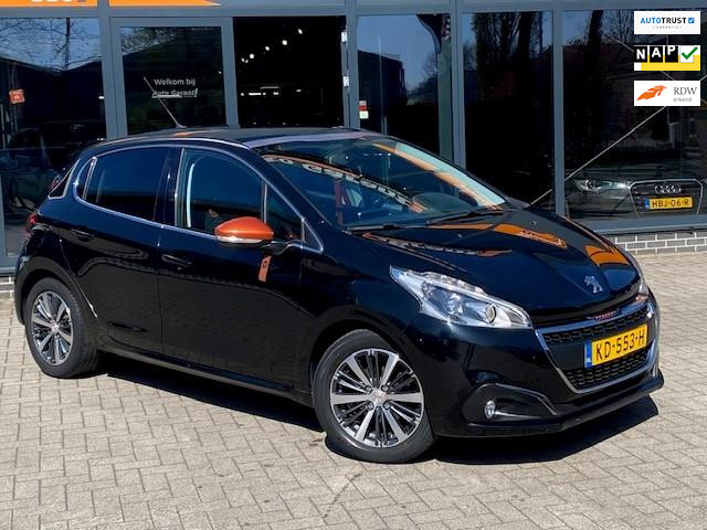 Peugeot 208 1.2 PureTech Roland Garros 2016 - voorkant