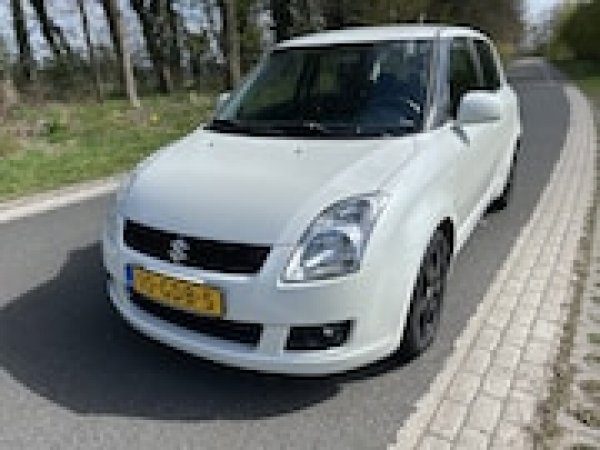 Suzuki Swift 1.3 Shogun 2008 - voorkant