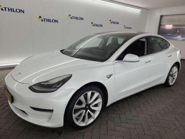 Tesla Model 3 Long Range AWD 2019 - voorkant