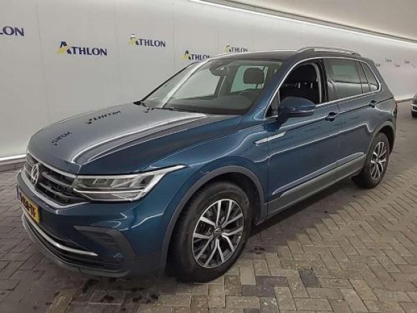 Volkswagen Tiguan 1.5 TSI Life Business 2021 - voorkant
