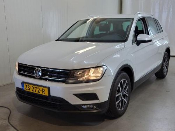 Volkswagen Tiguan 1.5 TSI Comfortline Business 2019 - voorkant