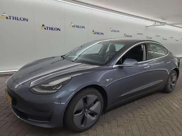 Tesla Model 3 Long Range AWD 2019 - voorkant