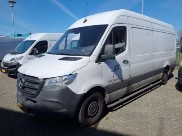 Mercedes-Benz Sprinter 311 2.2 CDI L3H2 2021 - voorkant