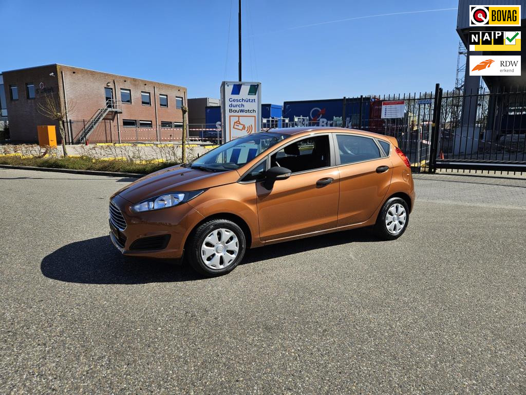 Ford Fiesta 1.25 2015 - voorkant