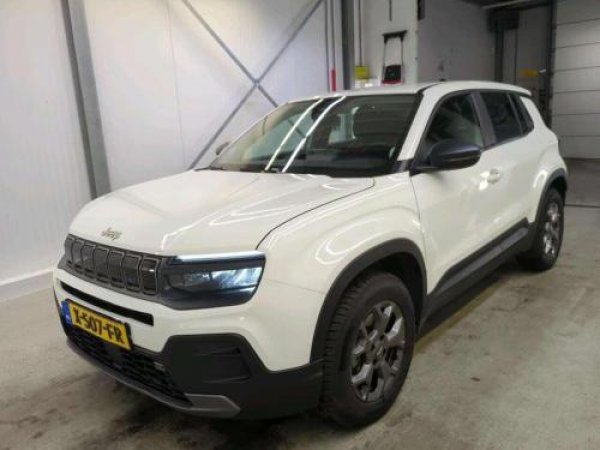 Jeep Avenger Longitude 2023 - voorkant