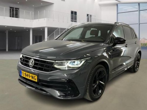 Volkswagen Tiguan 1.5 TSI R-Line Business+ 2021 - voorkant