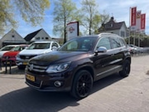 Volkswagen Tiguan 2.0 TSI Track&Field 4Motion 2013 - voorkant