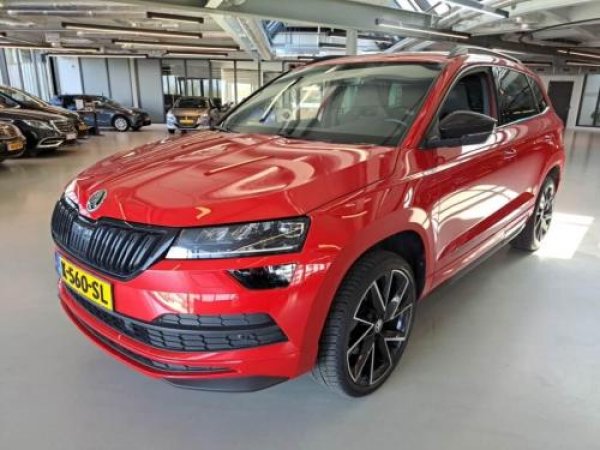 Skoda Karoq 1.5 TSI ACT Sportline Business 2021 - voorkant
