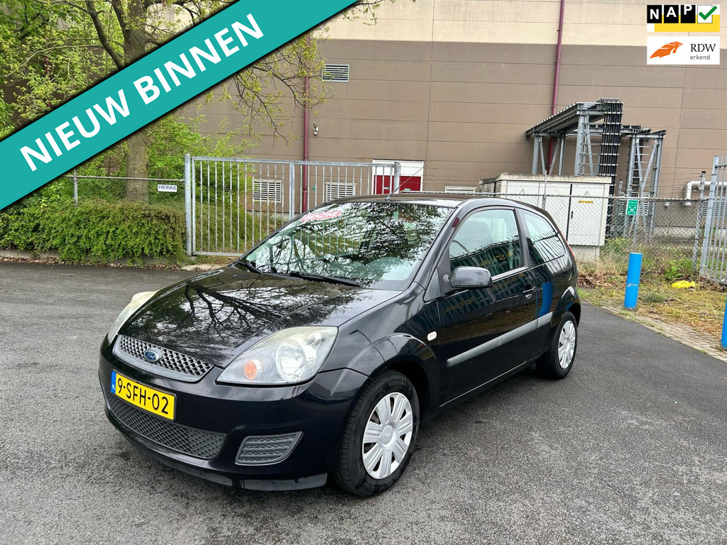Ford Fiesta 1.3-8V Futura 2006 - voorkant