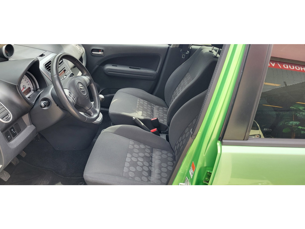 Foto van Suzuki Splash