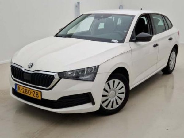 Skoda Scala 1.0 TSI Active 2021 - voorkant