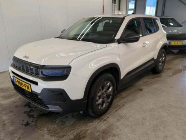 Jeep Avenger Longitude 2024 - voorkant