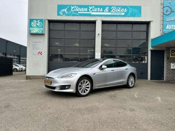 Tesla Model S 75D Base 2018 - voorkant
