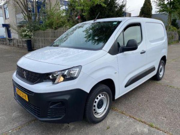 Foto van Peugeot Partner
