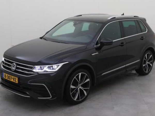 Volkswagen Tiguan 1.5 TSI R-Line Business+ 2021 - voorkant