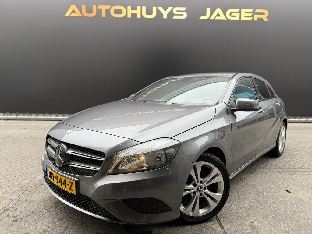 Mercedes-Benz A-klasse 180 Ambition 2013 - voorkant